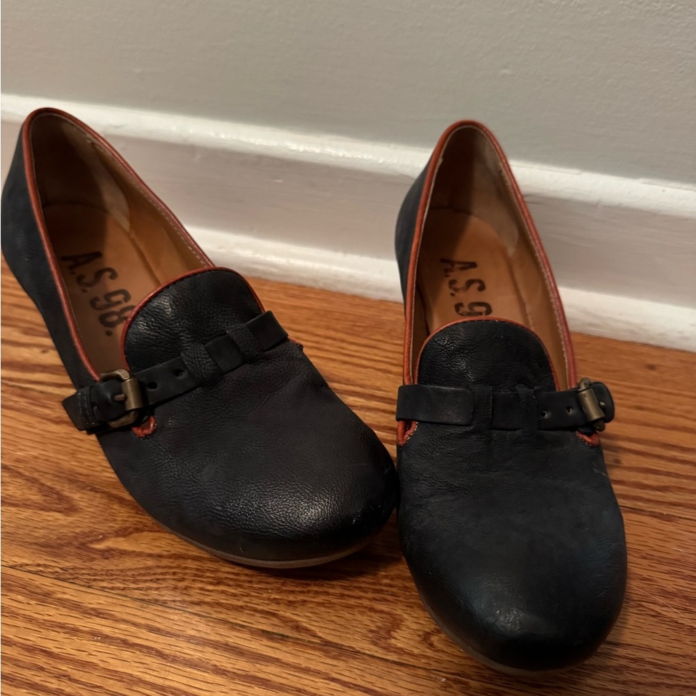 A.S.98 Women's navy blue Leather Loafers
